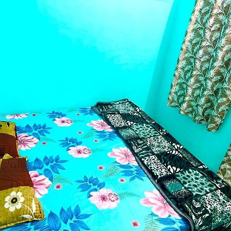 Shri Gamya Guest House 乌贾因 外观 照片