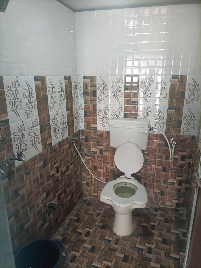 Shri Gamya Guest House 乌贾因 外观 照片